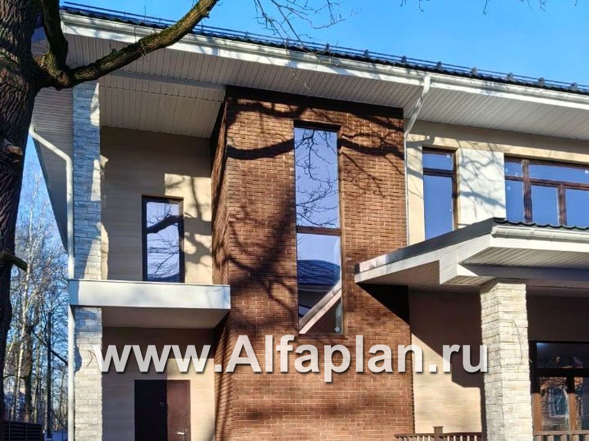 «Эрго» - проект дома 10х10м, планировка с террасой со стороны входа, с удобной планировкой - дизайн дома №5